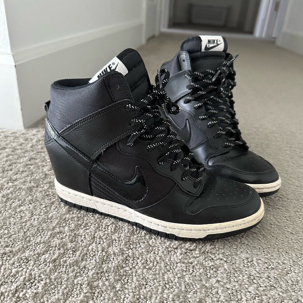 Nike Dunk Sky High wedge sneaker